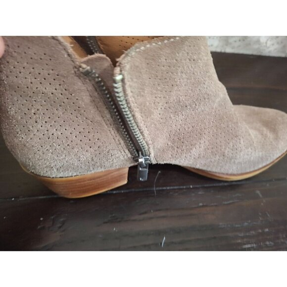EUC Lucky Brand	Bayley 2 Perforated Beige Suede BootSz. 8.5M - Picture 10 of 12